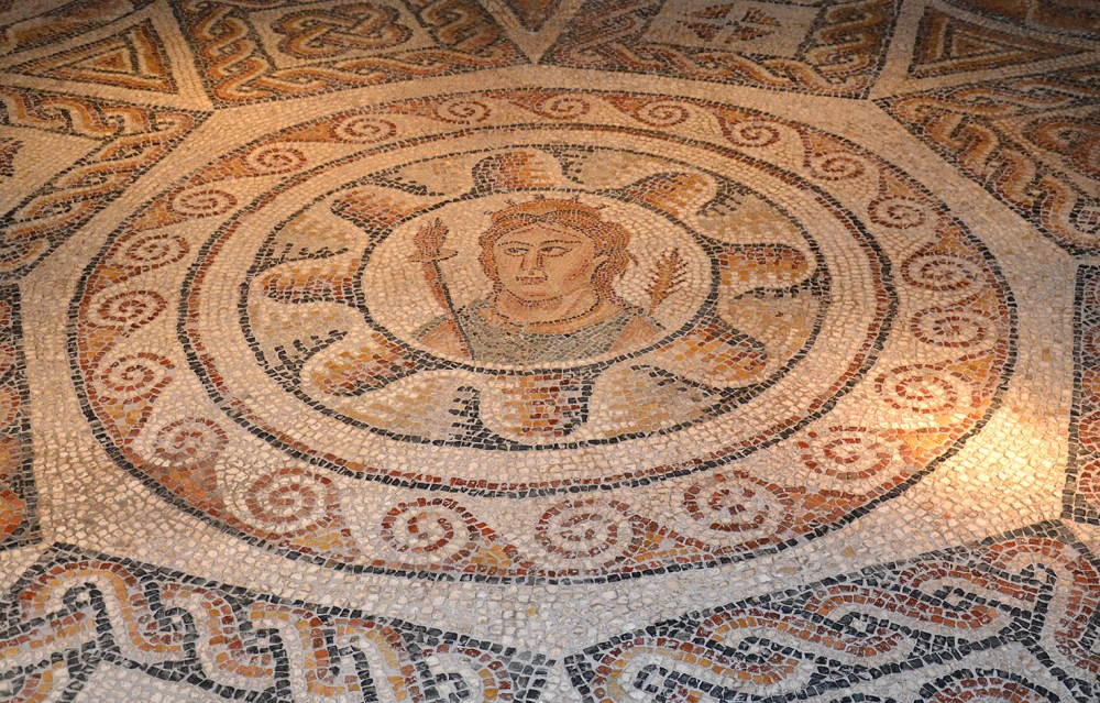 roem__mosaik_der_ceres_c_lmb Kopie